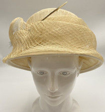 House of Fraser Beige Straw Cloche Style Hat Wedding/Races       W10