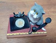 Comic & Curious Cats A1897