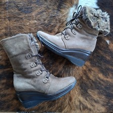 Aquatalia brown suede boot