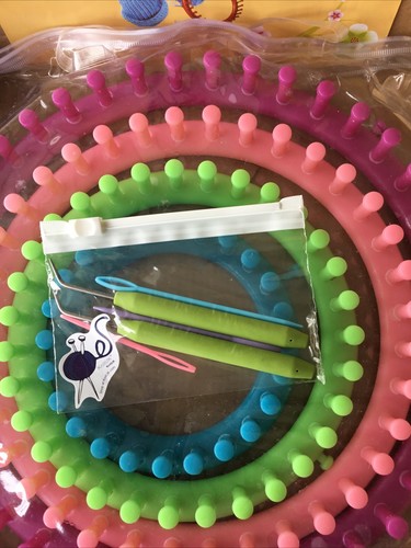 Circular knitting looms 4 - looms, x