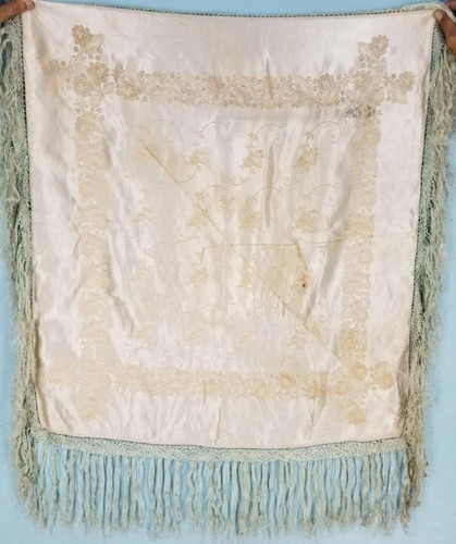 Vintage traditional floral - traditional,
