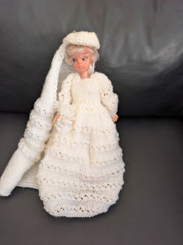 Vintage sindy clone doll - clone,