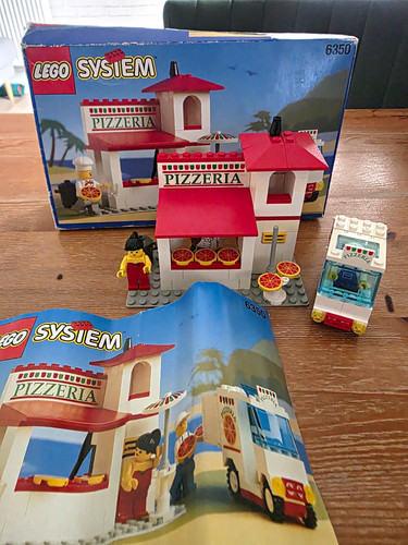 Lego 6350 town pizzeria set - town,