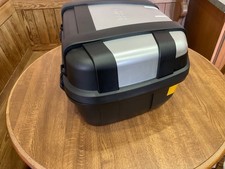 Givi trekker top box monokey litre