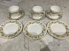 Vintage Duchess Greensleeves