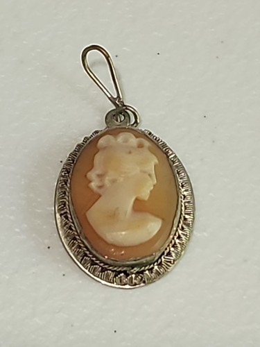 Vintage 800 silver hand - 800, carved