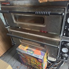 Contender Twin Deck Single Phase Pizza Oven - 8 x 13" 