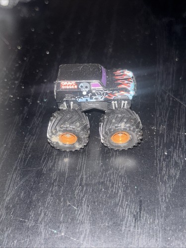 Vintage micro machines grave - micro,