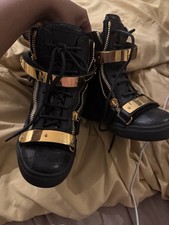 Giuseppe Zanotti Black