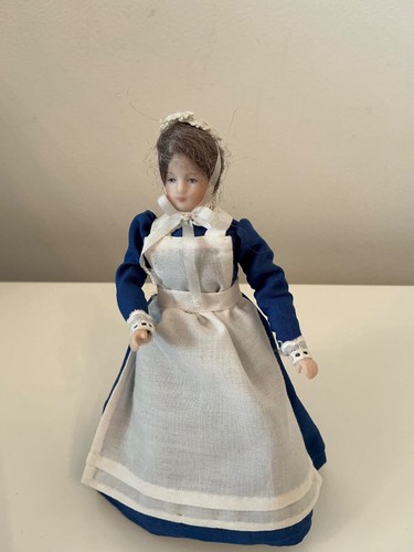 Pretty vintage dolls - , house