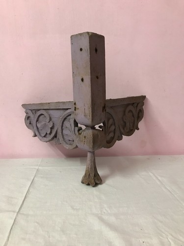 Corner corbel pillar beam - corner, top