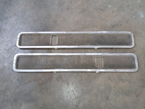 Air intake retains for land - retains,