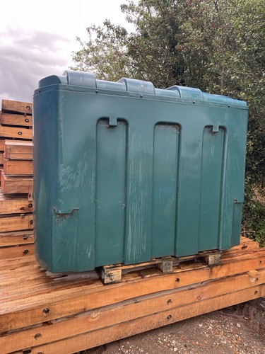 Bunded fuel tanks - fuel, tanks.