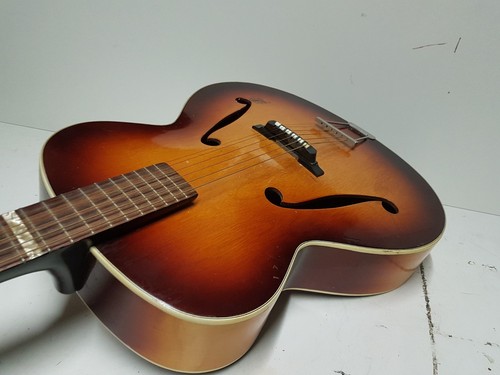 Framus jazz guitar flat back - -,