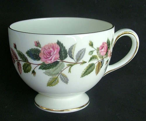 Wedgwood hathaway rose 200ml - hathaway,