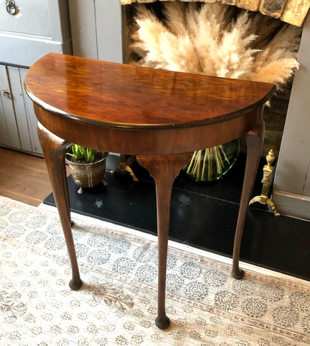 Vintage mahogany demi - vintage, demi-lune
