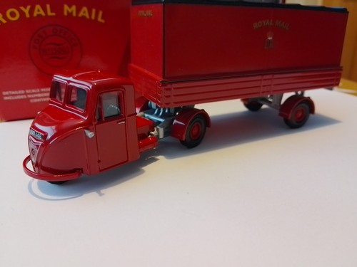 Corgi 15002 royal mail - royal,