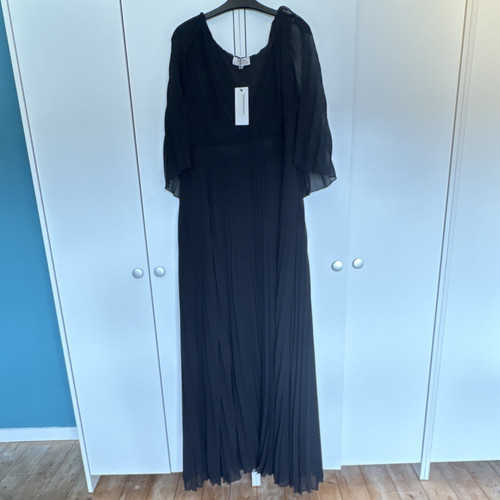 Boohoo black pleated maxi - pleated,