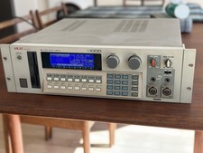 Akai S1000 Sampler 12mb RAM