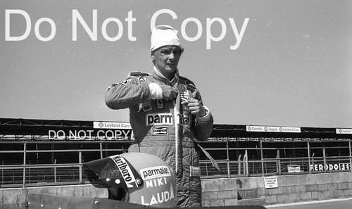 Niki lauda ferrari test - ferrari, helmet