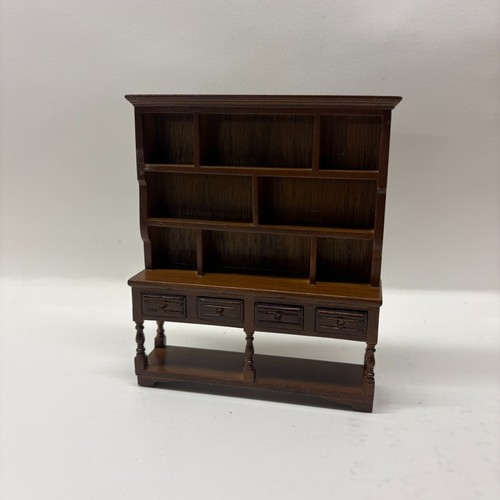 12th scale dolls house - scale,