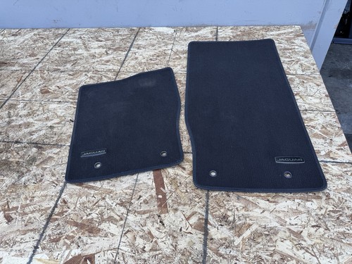 Front left right floor mats - front,