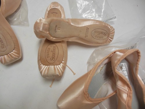 Pointe shoes freed - pointe, hard