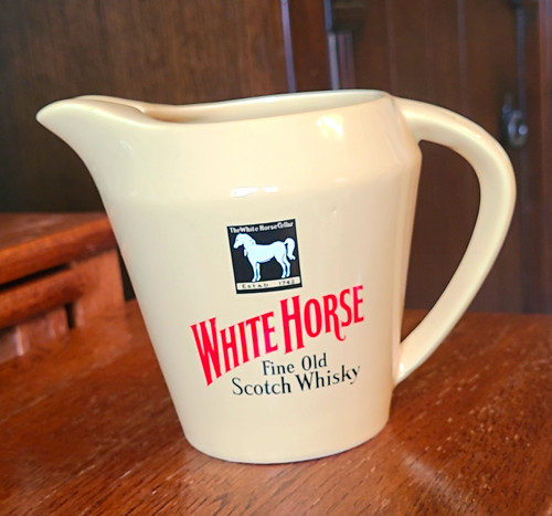 White horse scotch whisky - white,
