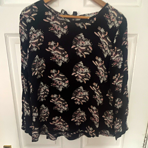 Masai women black floral - women's,