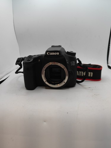Canon eos 70d - +,