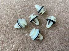 TOYOTA DOOR CARD SIDE SKIRT CLAMP BUMP PANEL LINING REPAIR TRIM CLIPS