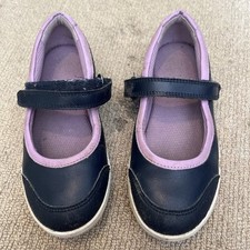Girls Clarks navy Shoes Size 10.5 f easy fasten shoes 