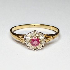 Vintage 9ct gold diamond &