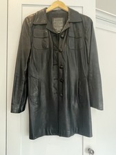 Ladies Vintage Leather Coat /
