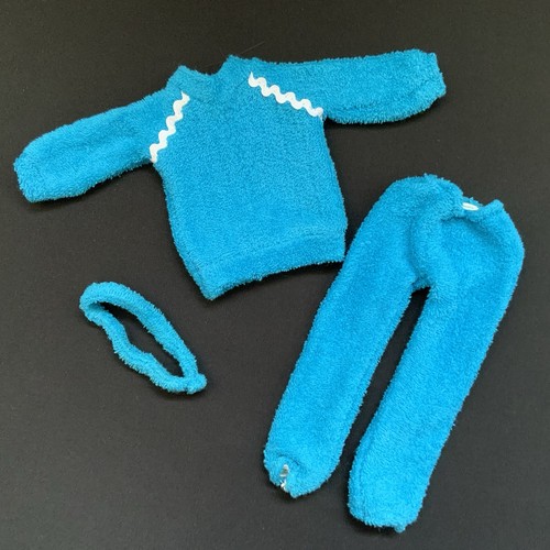 Vintage sindy doll - sindy, clothes