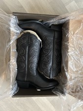 NEW - Ariat Heritage Western R