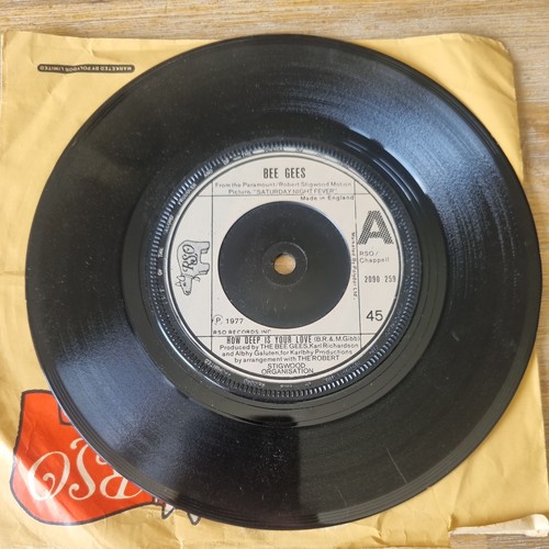 Bee gees stayin alive - stayin', 7