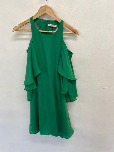 Stunning halston heritage - halston,