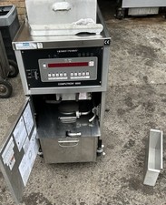 Henny Penny Computron 8000 Electric 3 Phase  Pressure Fryer Fully Serviced .