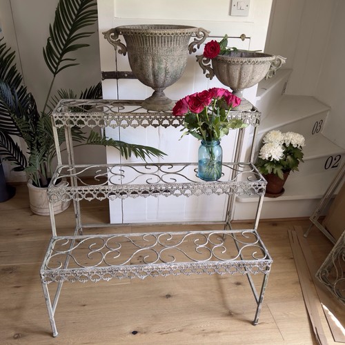 Vintage cottage aged - vintage, metal