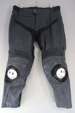 AKITO LEATHER BIKER TROUSERS + CE KNEE ARMOUR/KNEE SLIDERS: WAIST 44"/LEG 31"