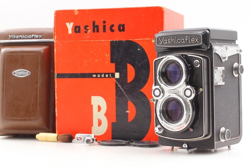 Near mint box yashicaflex - *near,