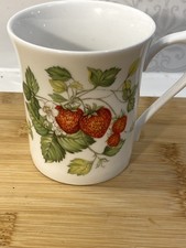 Queen’s  Virginia Strawberry Mug x 1 