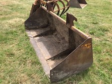 JCB bucket 7 foot wide  £450