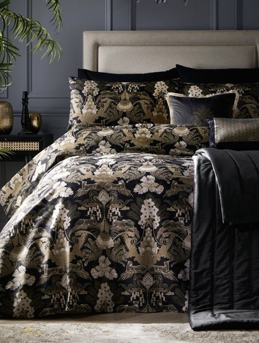 Laurence llewelyn bowen black - laurence,