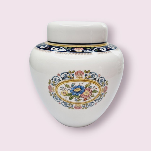 Wedgwood storage jar runnymede - wedgwood,