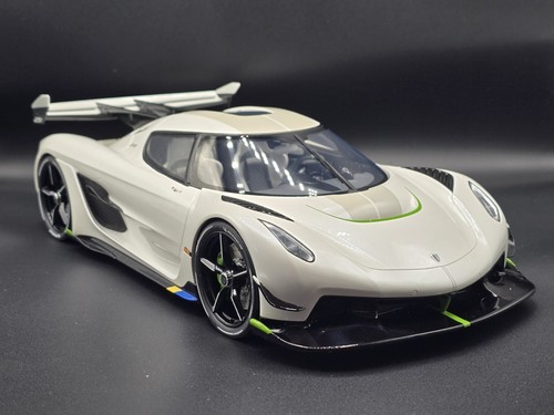 Koenigsegg jesko attack - 1/12,