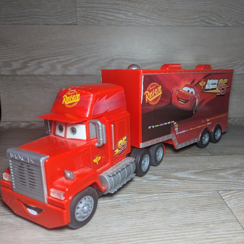 Disney pixar carsdickie - pixar,