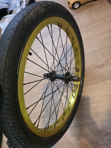 Cinema bmx front wheel - front, 20'