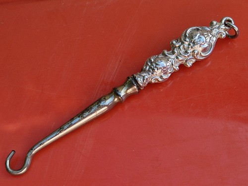 Silver glove button hook - silver,